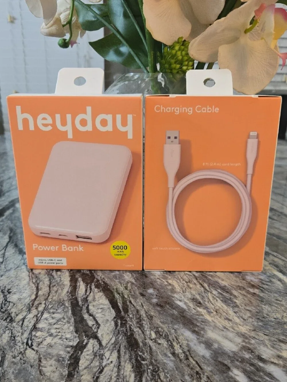 heyday White Power Bank with White 8ft Lightning Cable